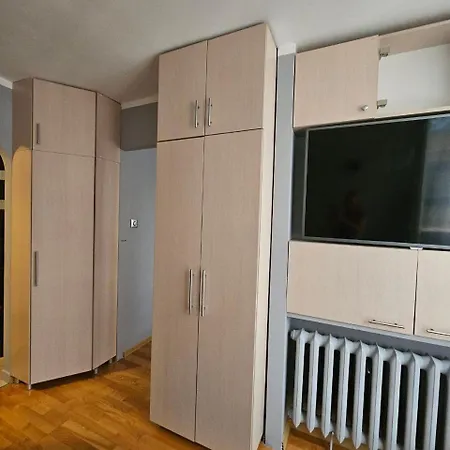Apartman W Centrum Obok Onz *